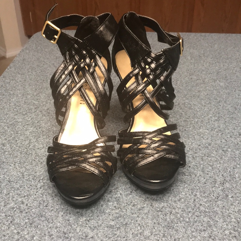 Size 7 heels
